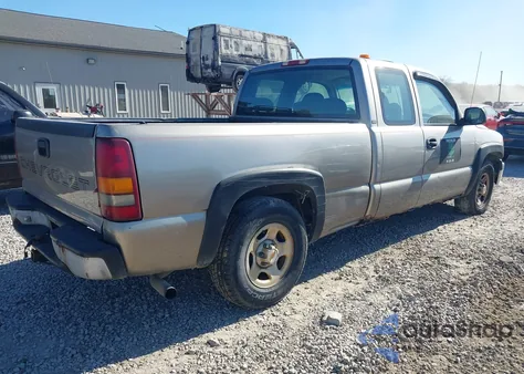 2001 Chevrolet Silverado 1500 z USA, uszkodzony, nr VIN 2GCEC19WX11201565